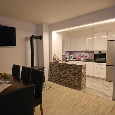 Apartman Teo &Tena Otočac Esterno foto