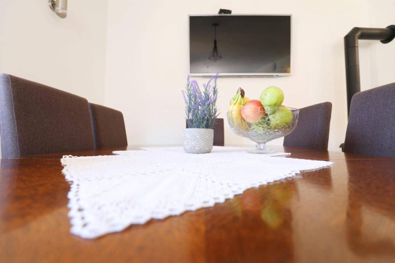 Apartman Teo &Tena Otočac Esterno foto