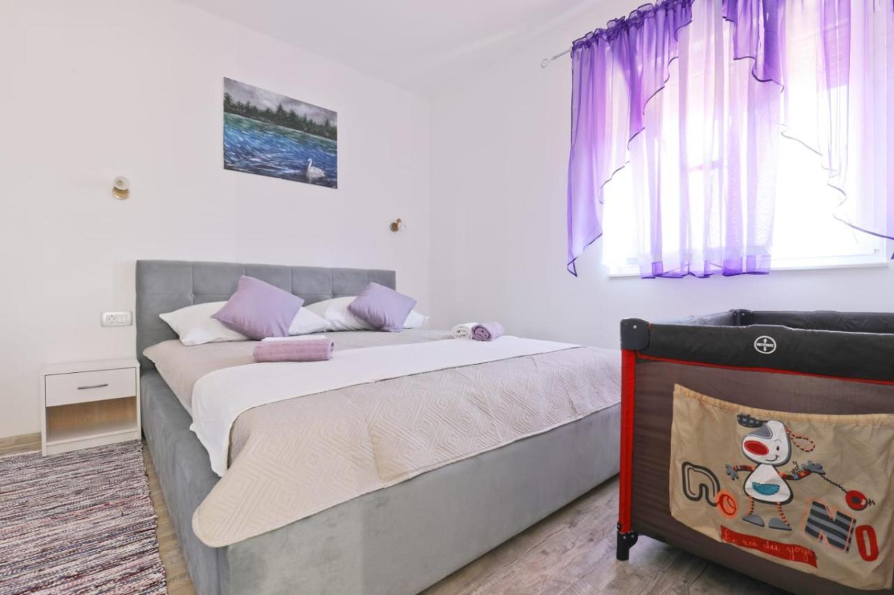 Apartman Teo &Tena Otočac Esterno foto