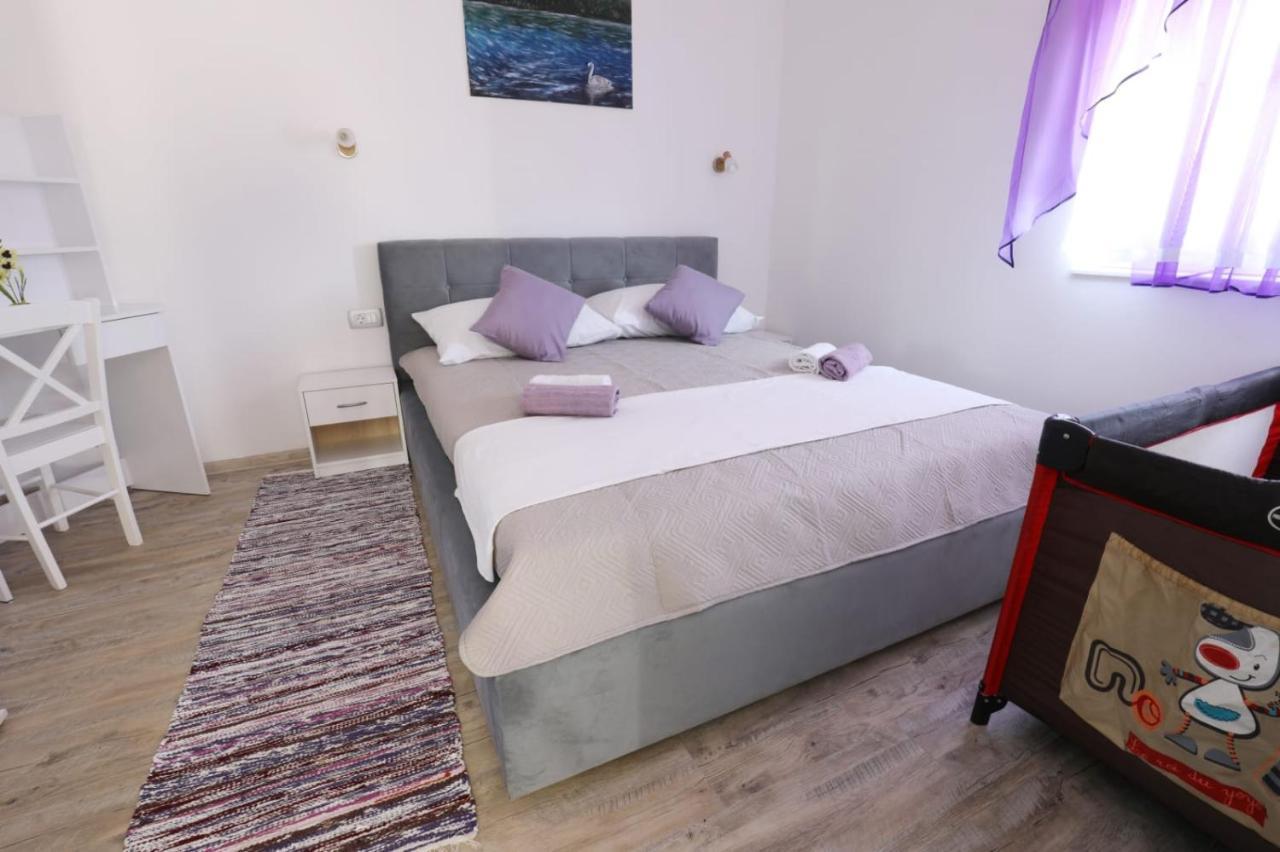 Apartman Teo &Tena Otočac Esterno foto