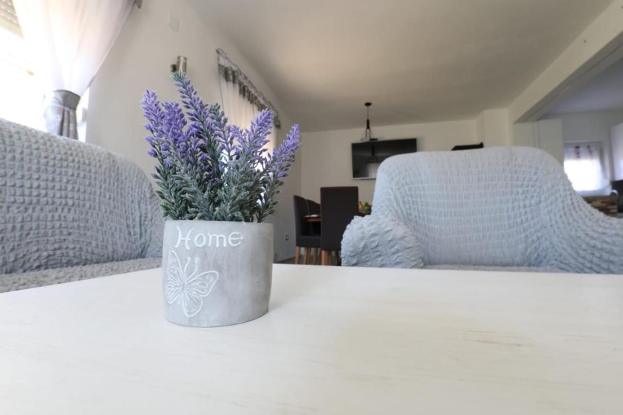 Apartman Teo &Tena Otočac Esterno foto